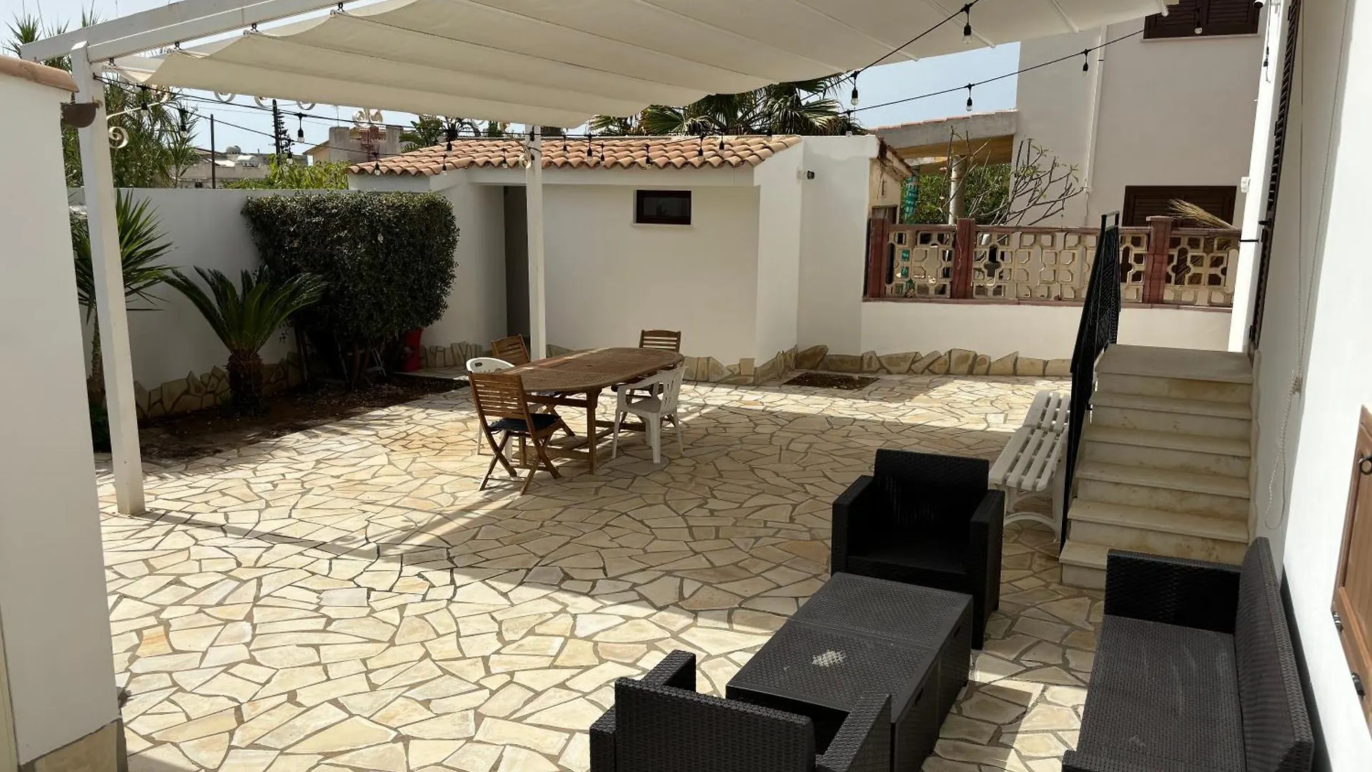Triscina 83 Villa İtalya